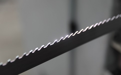 唐山双金属带锯条产生切削噪音的原因具体有哪些？